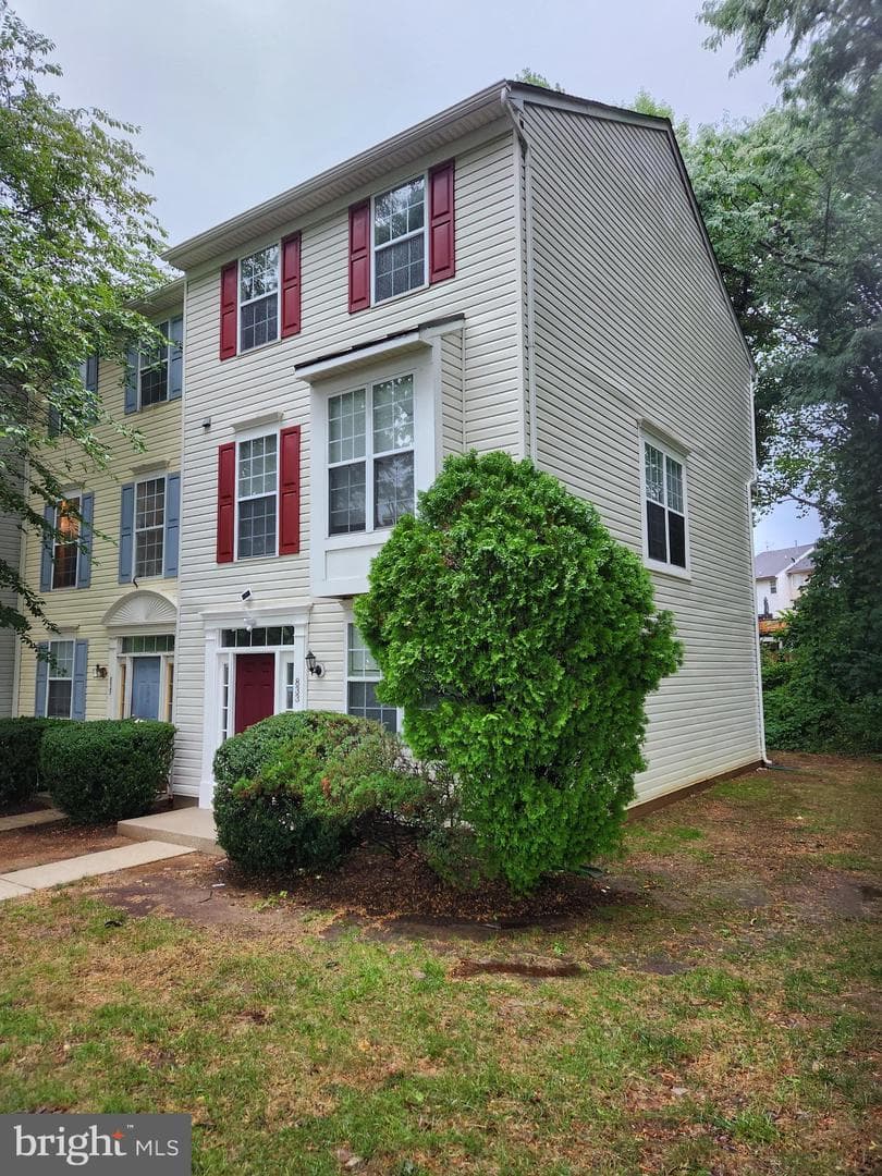 833 English Chestnut Drive photo 2
