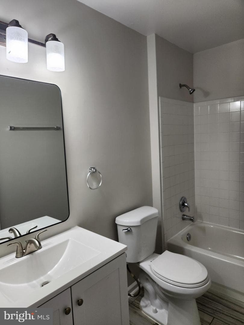 833 English Chestnut Drive photo 25