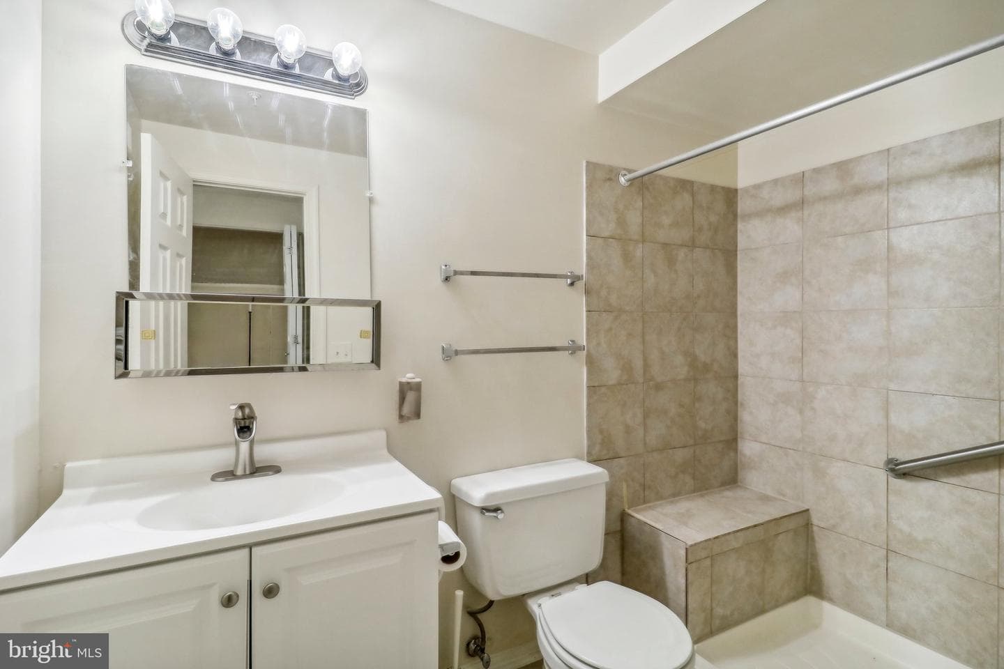 11805 Basswood Drive photo 12