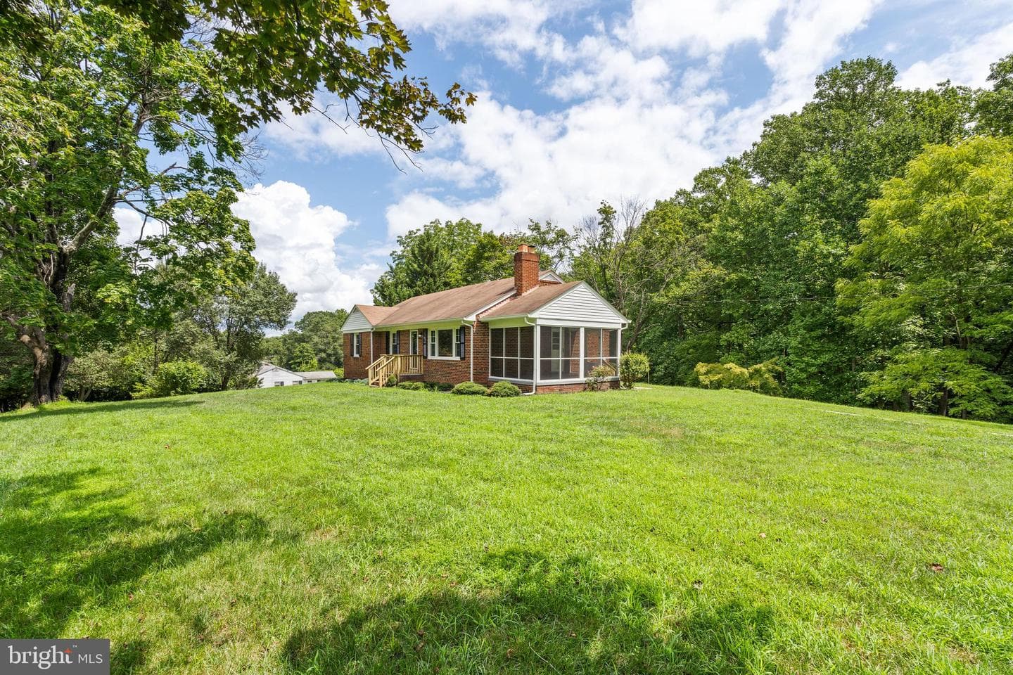 16007 Tanyard Road photo 5