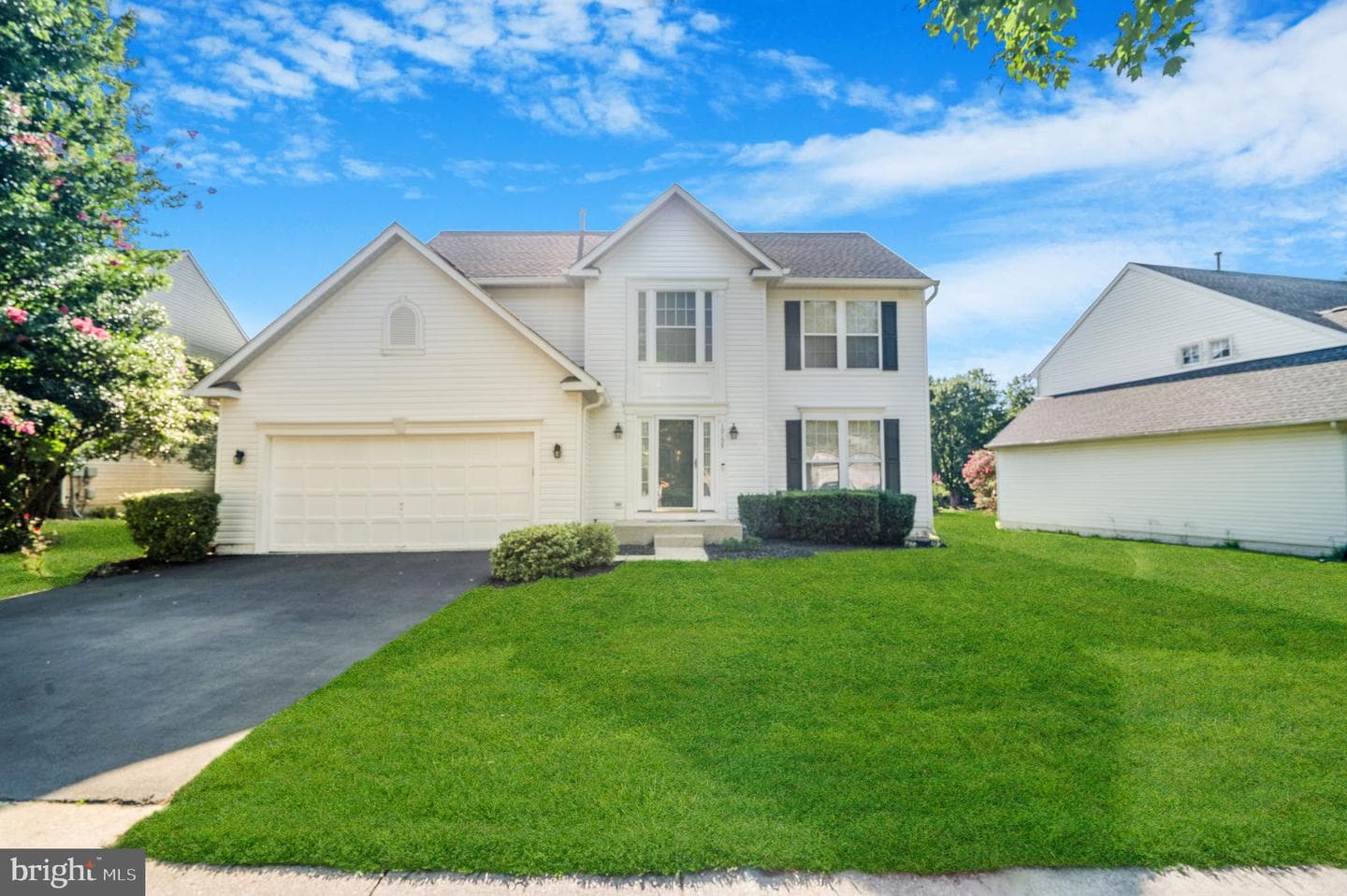 10109 Running Brook Lane photo 2