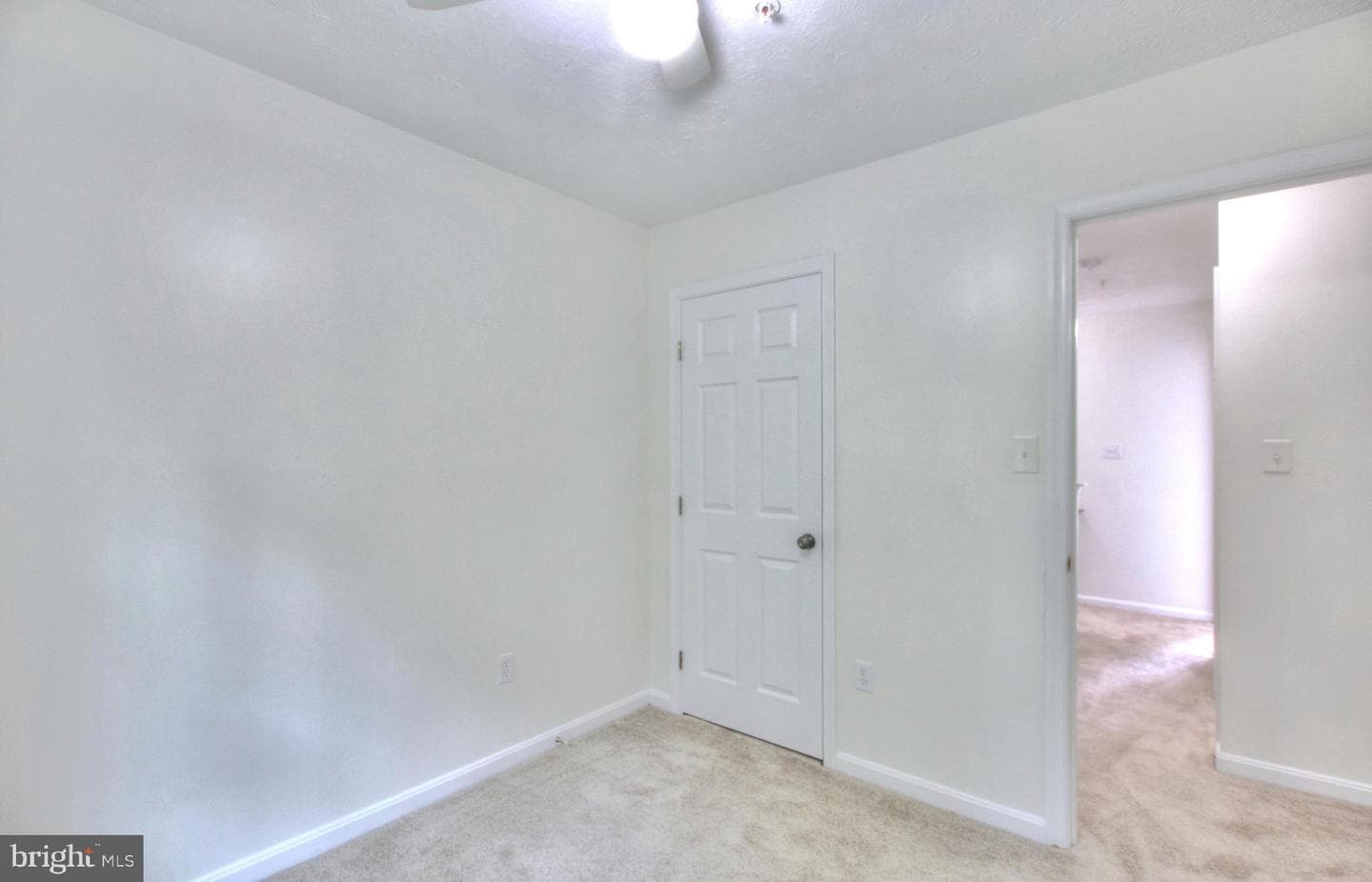 12807 Village Square Road photo 20