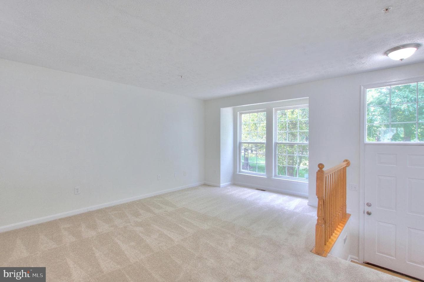 12807 Village Square Road photo 3