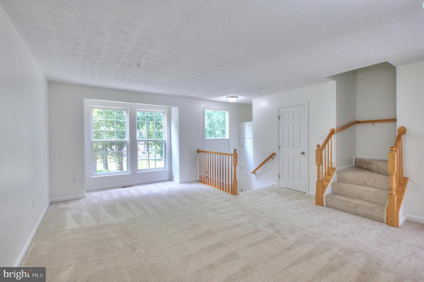 12807 Village Square Road photo 4