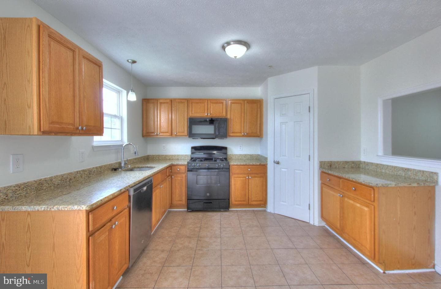 12807 Village Square Road photo 7