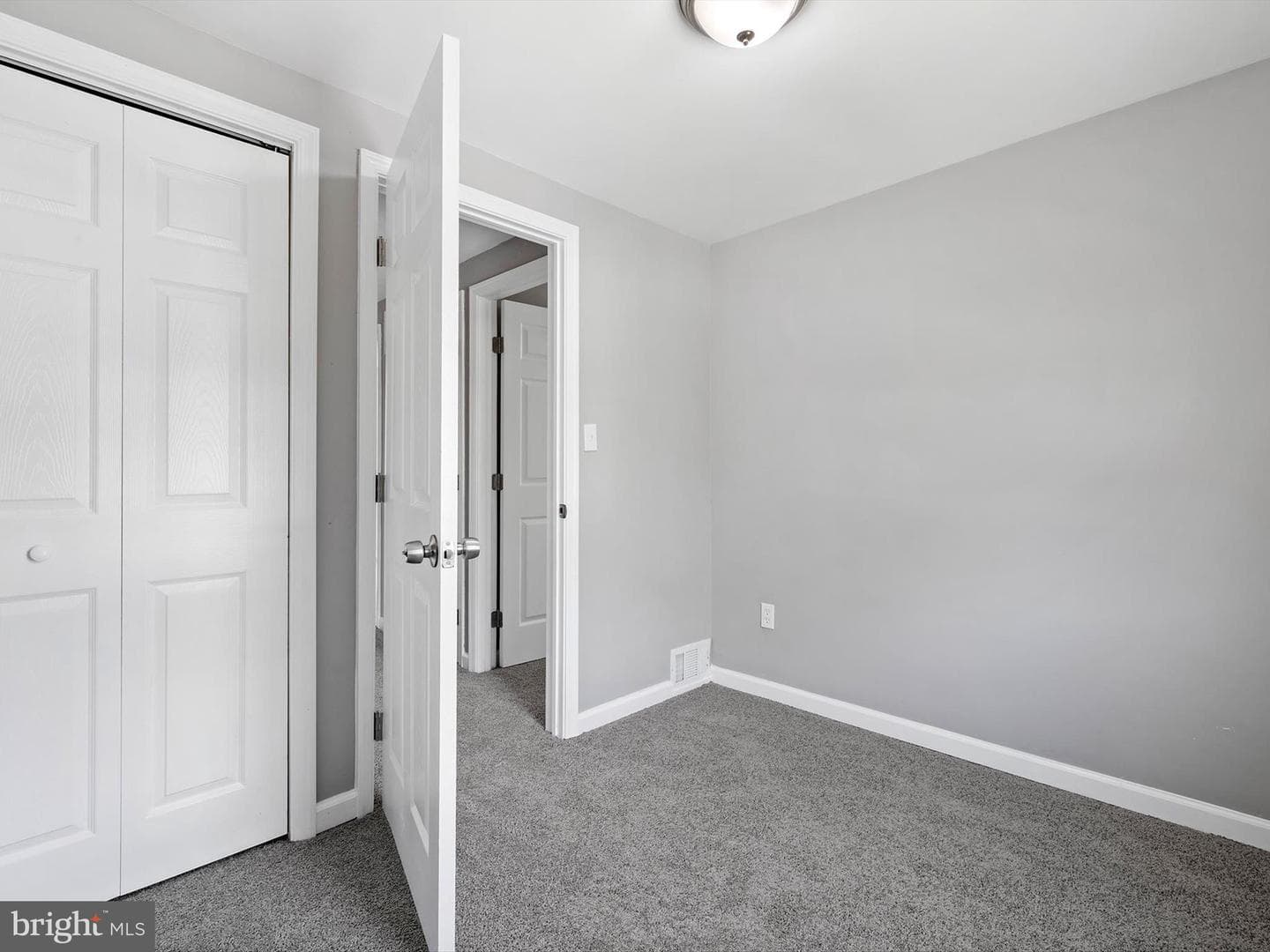 4530 Akron Street photo 17