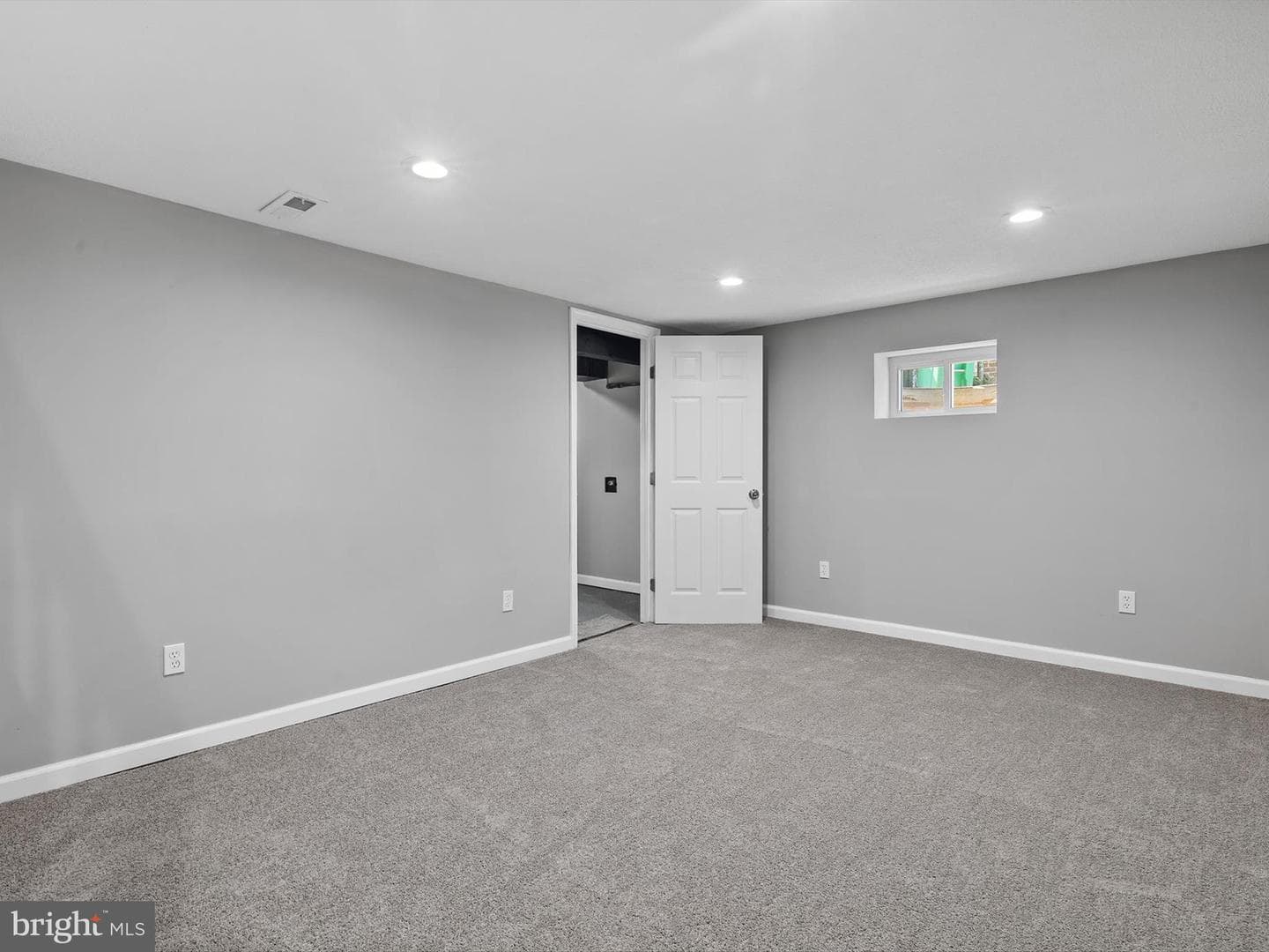 4530 Akron Street photo 22