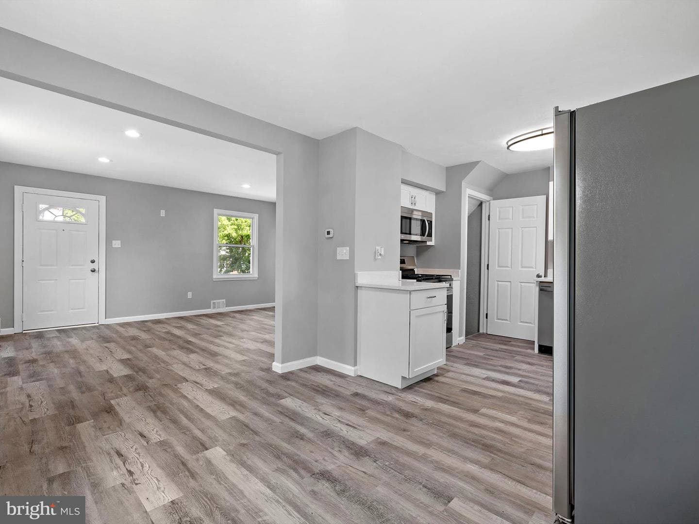 4530 Akron Street photo 7