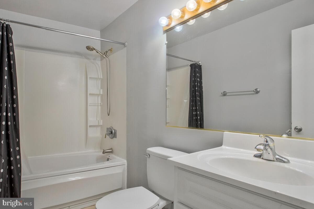 631 Mt Lubentia Court photo 19
