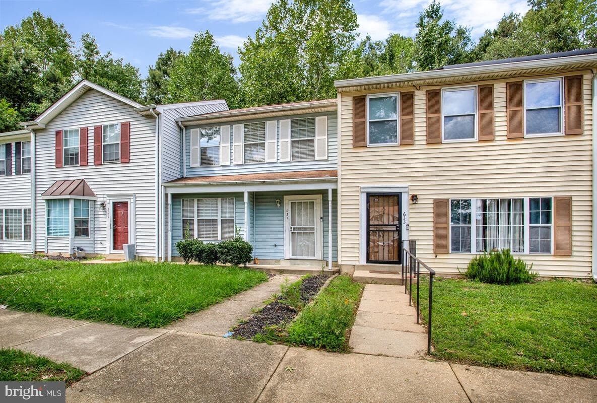 631 Mt Lubentia Court photo 4