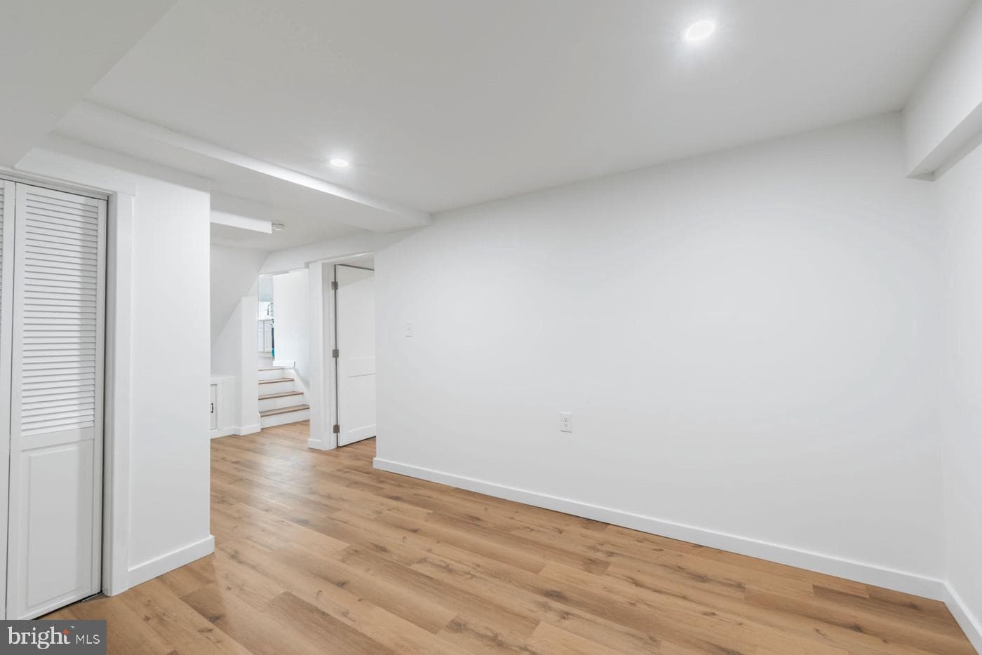 2814 Curtis Drive photo 30