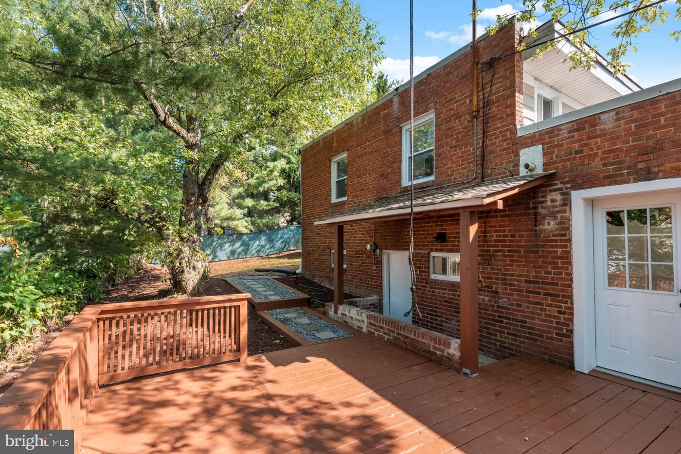 2814 Curtis Drive photo 4