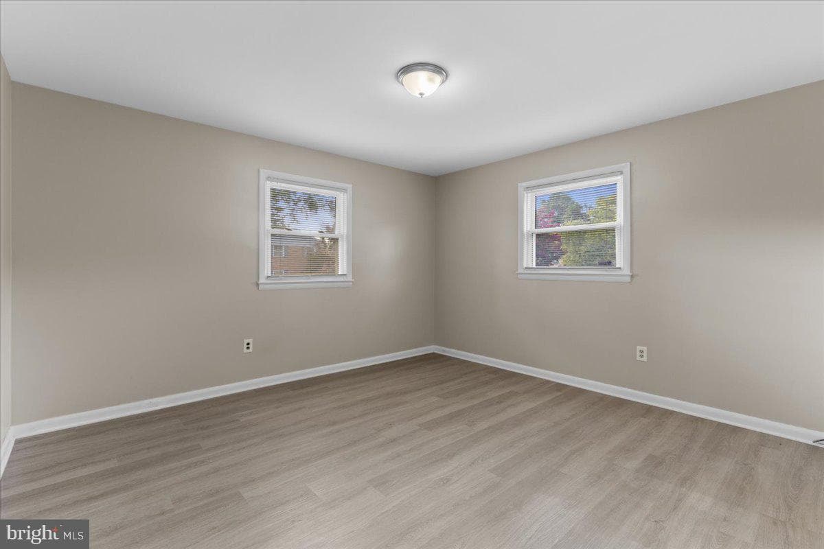 7304 Cloverdale Drive photo 6