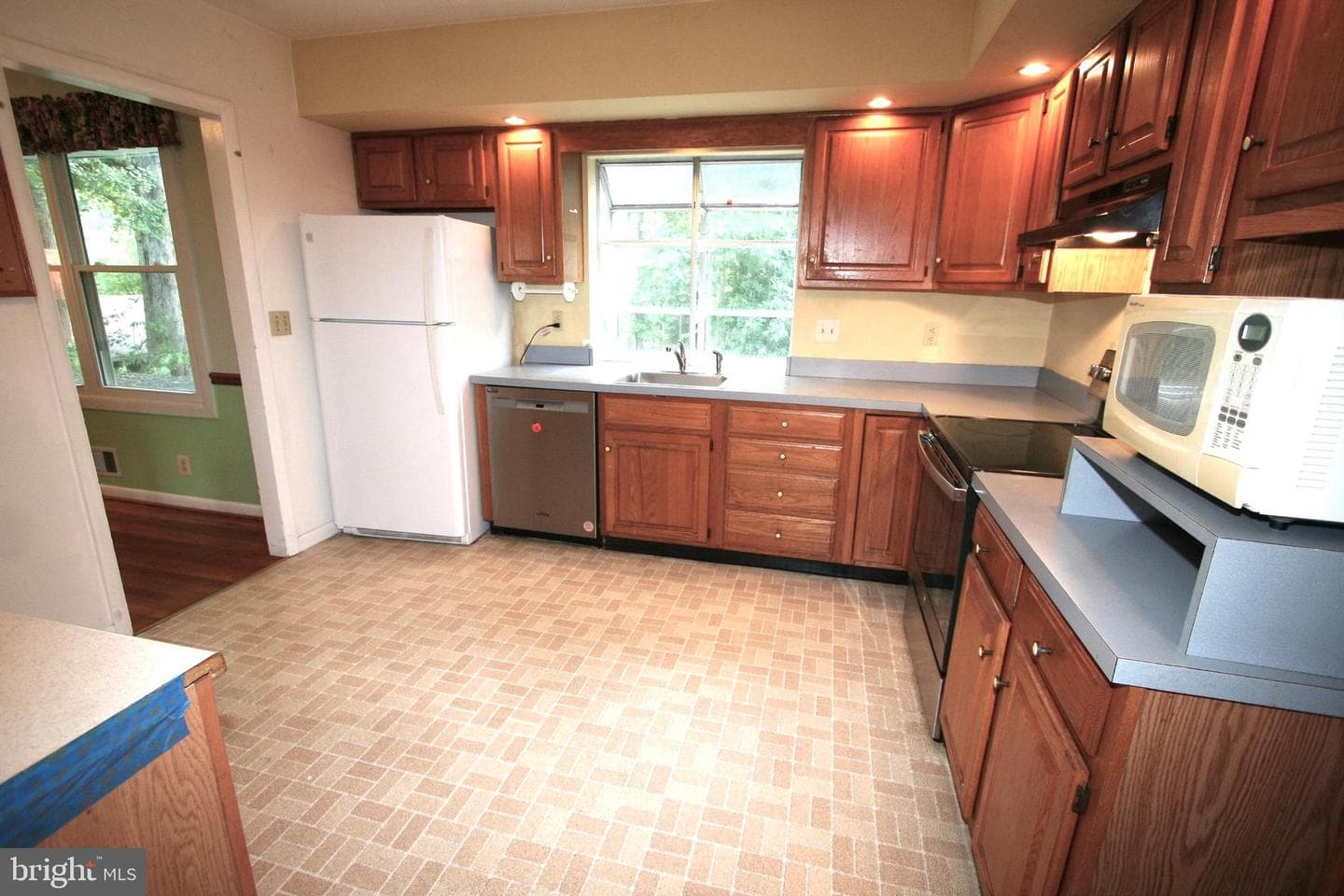 9206 Saint Andrews Place photo 12