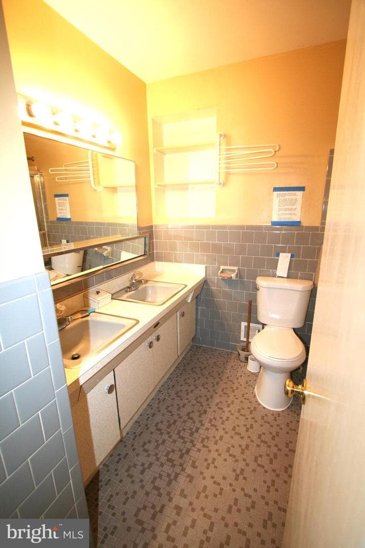 9206 Saint Andrews Place photo 25