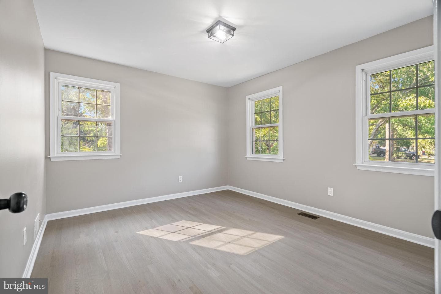 12301 Asbury Drive photo 16