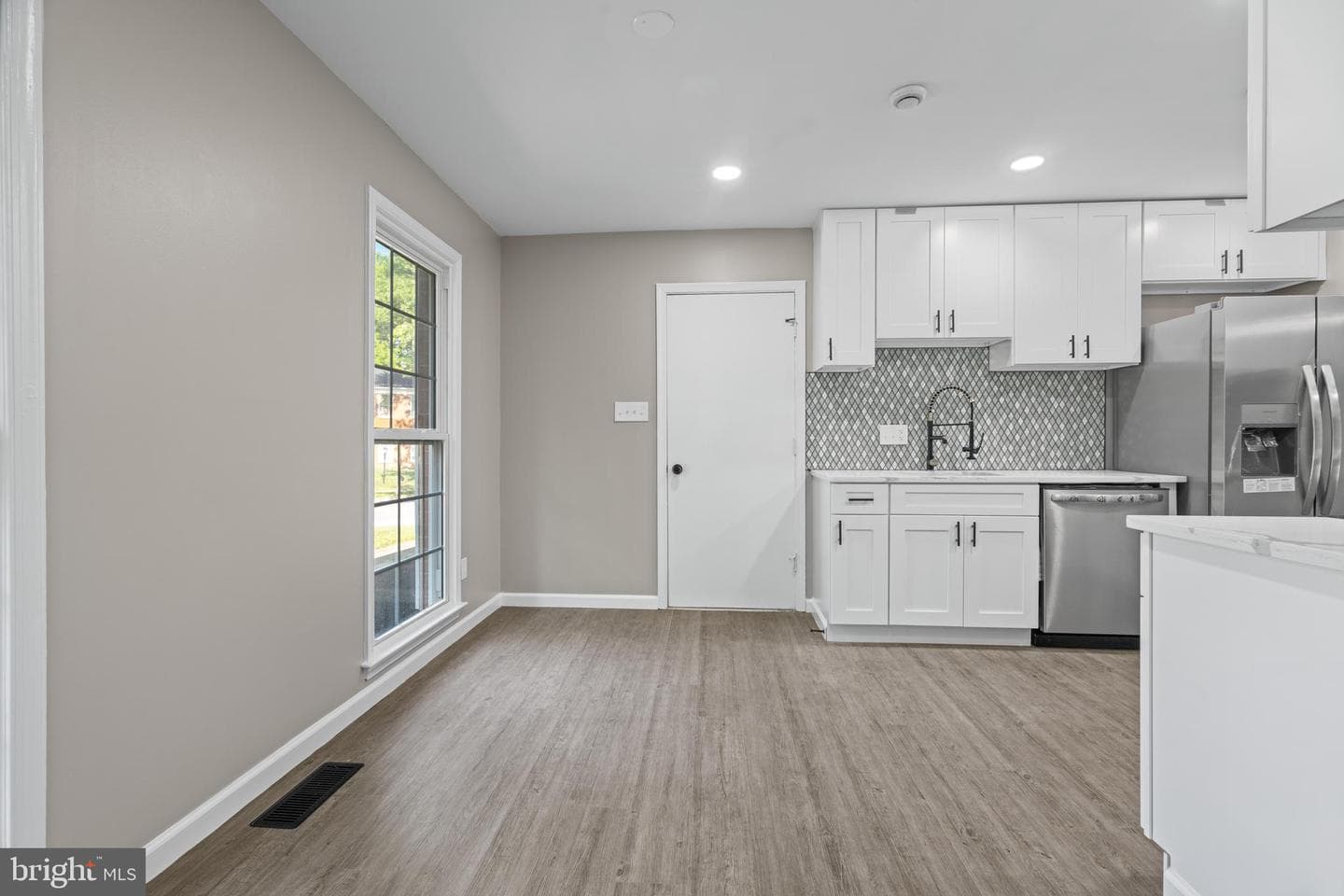 12301 Asbury Drive photo 6