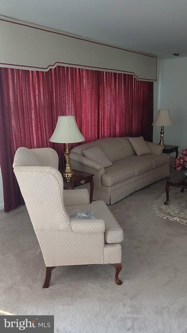 908 Cox Avenue photo 6