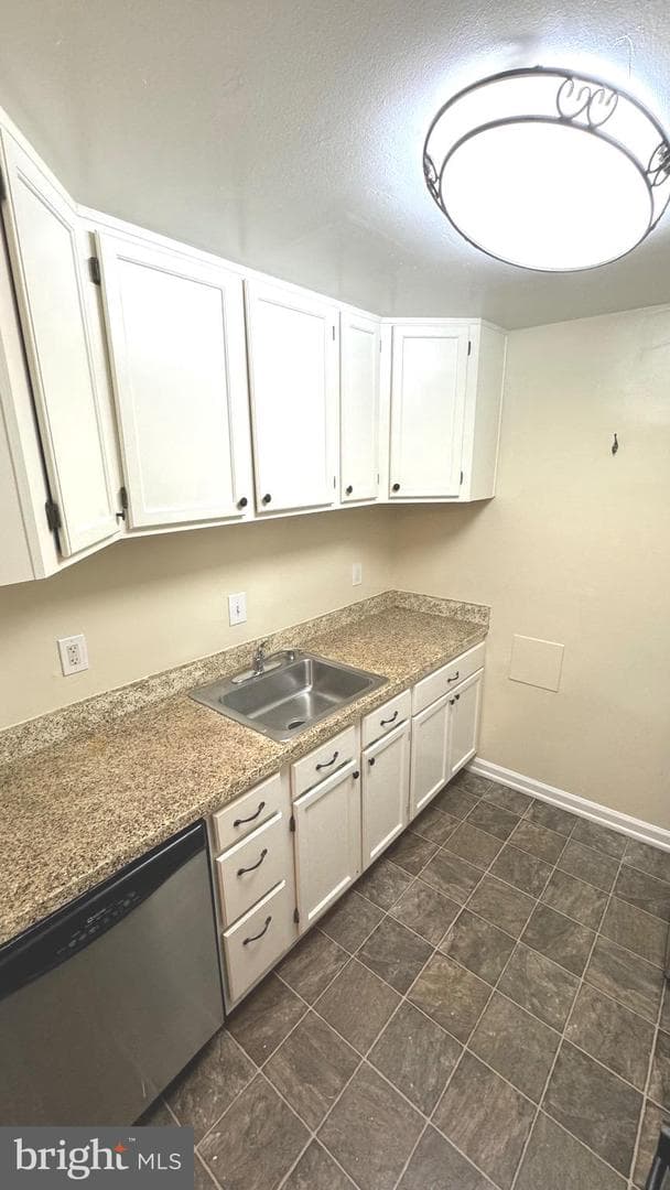 4407 Romlon Street #101 photo 8