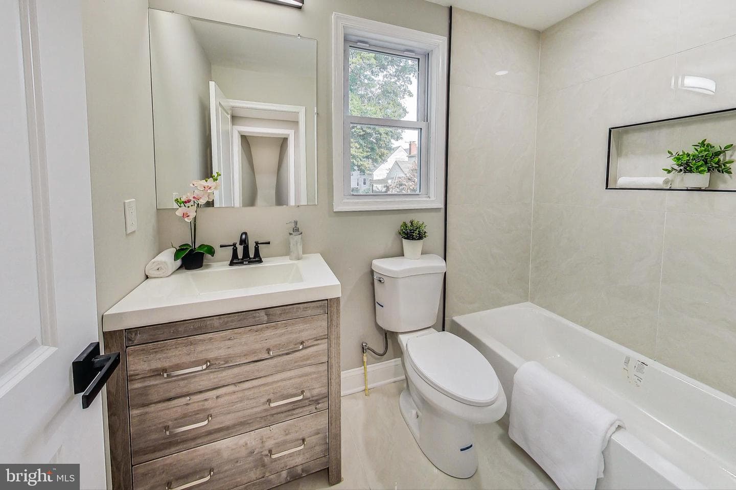 909 Nichols Drive photo 21