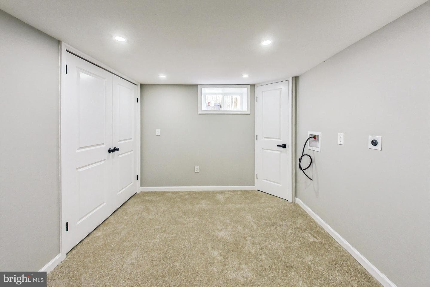 909 Nichols Drive photo 26