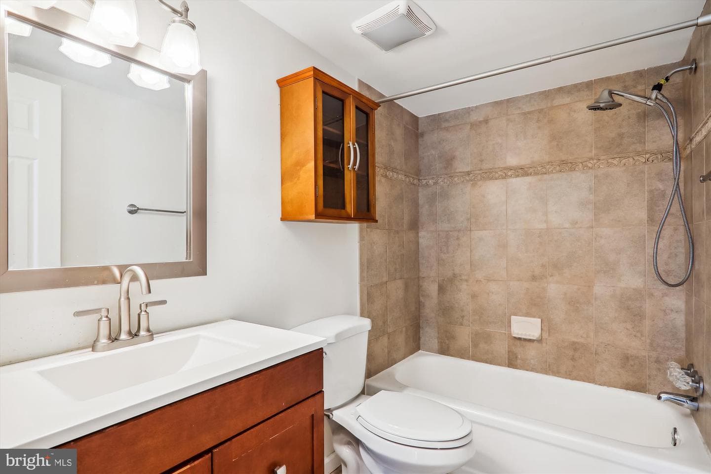 10218 Prince Place #10-T5 photo 18