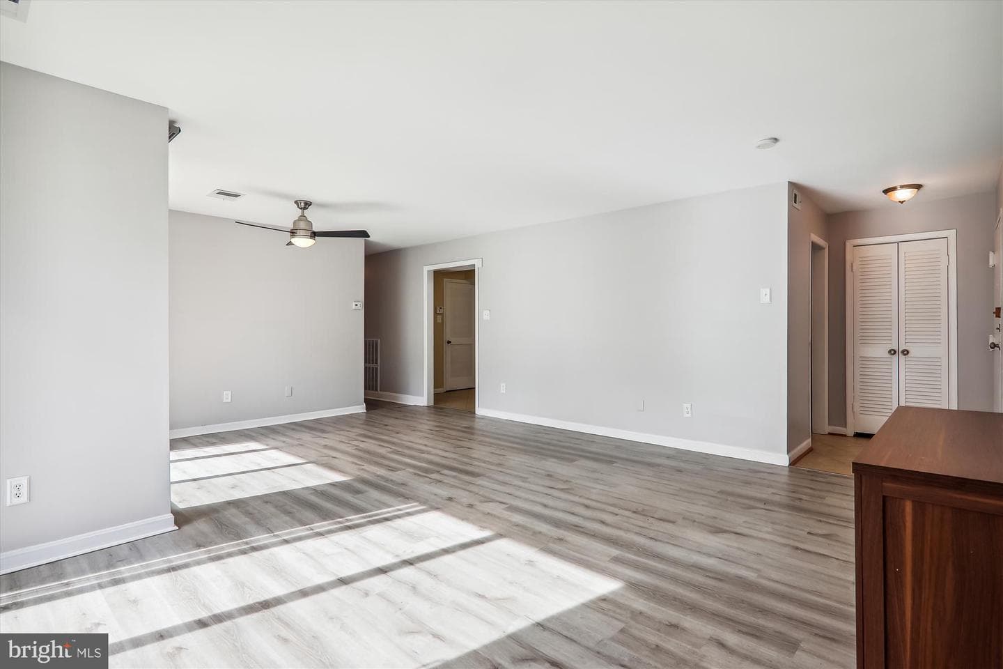 10218 Prince Place #10-T5 photo 5