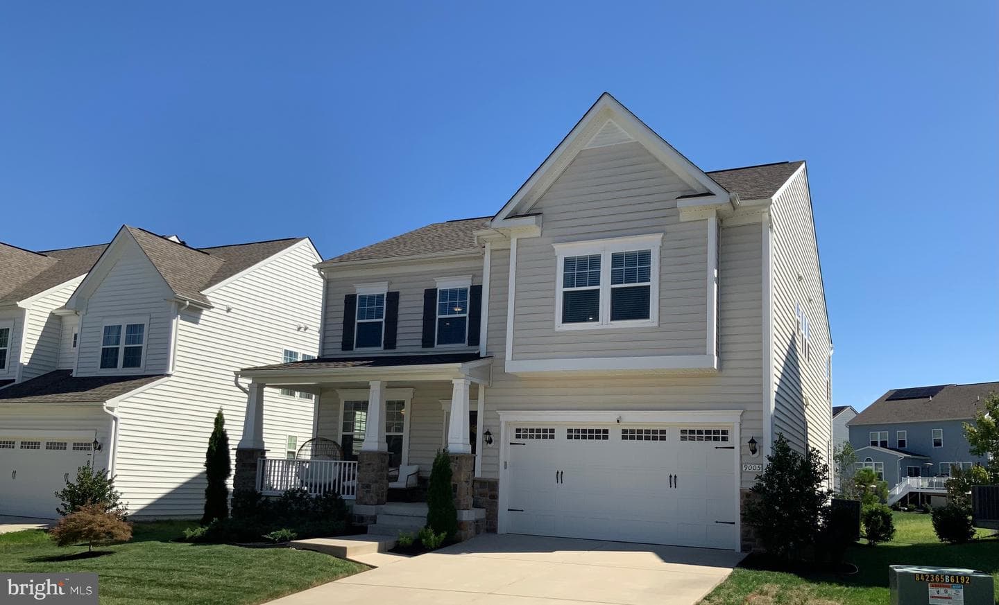 9005 Hunt Meadow Lane photo 2