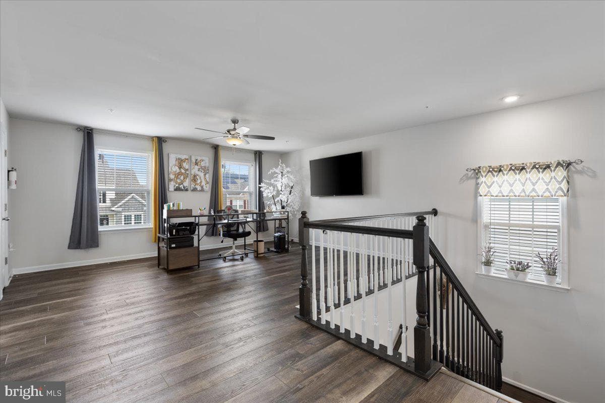 9005 Hunt Meadow Lane photo 21