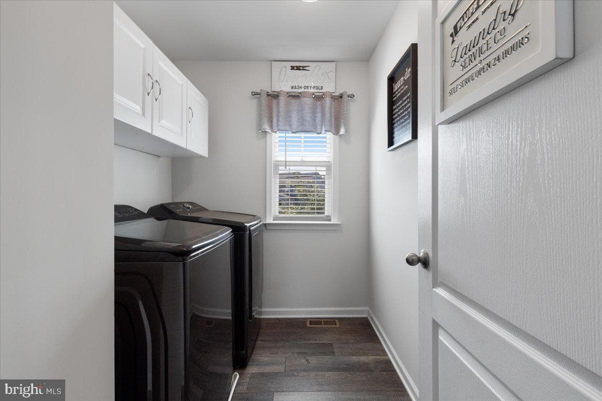 9005 Hunt Meadow Lane photo 23