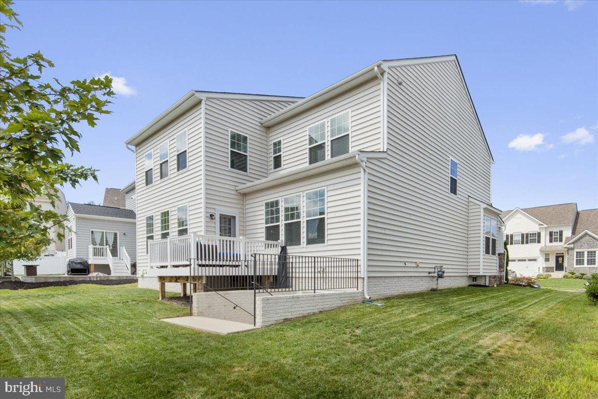 9005 Hunt Meadow Lane photo 44