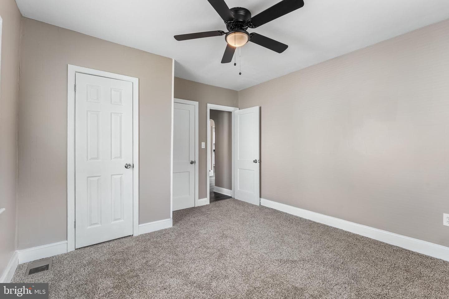 6321 Foster Street photo 22