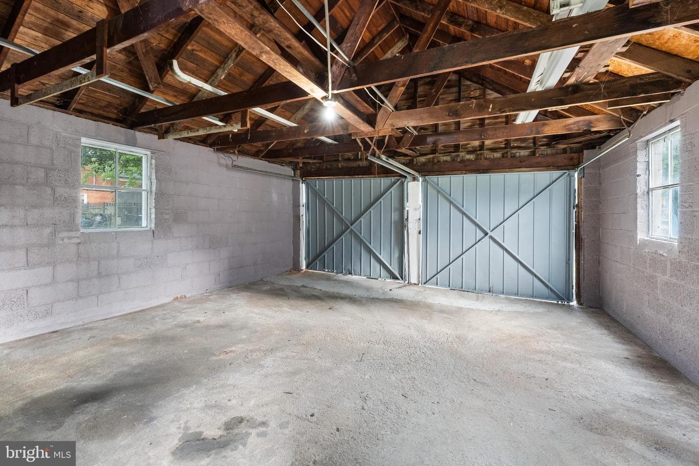 6321 Foster Street photo 42