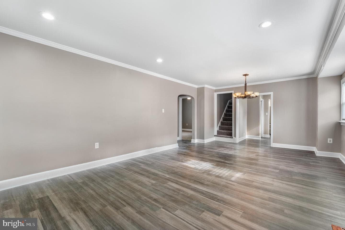 6321 Foster Street photo 5