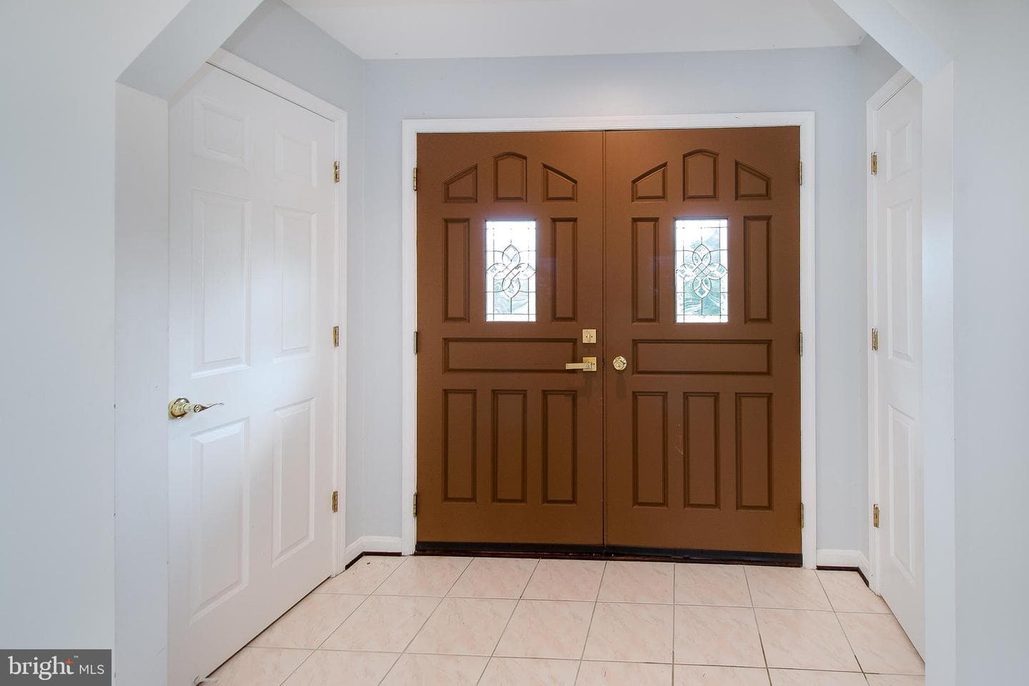 909 Amer Drive photo 6