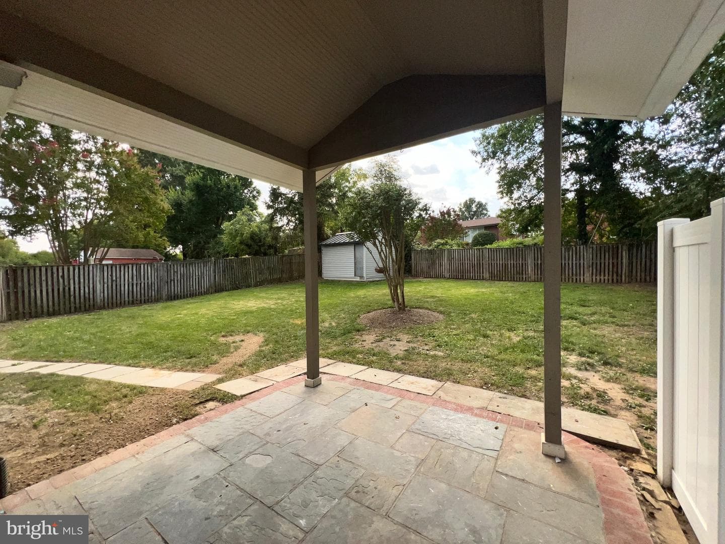 7112 Adelphi Road photo 27