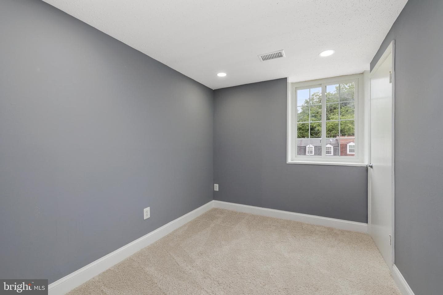 1736 Dutch Village Drive #N-371 photo 18