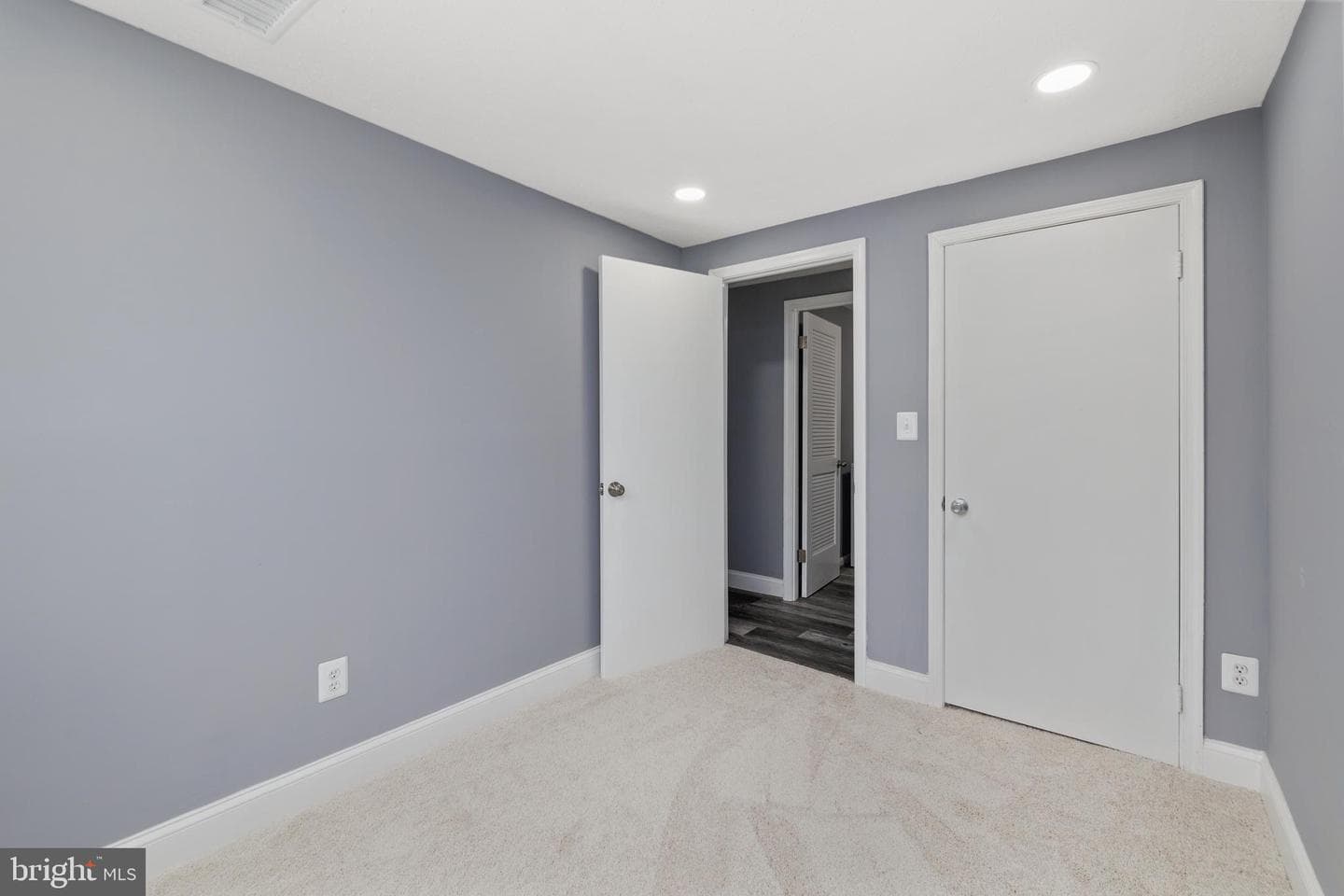 1736 Dutch Village Drive #N-371 photo 21