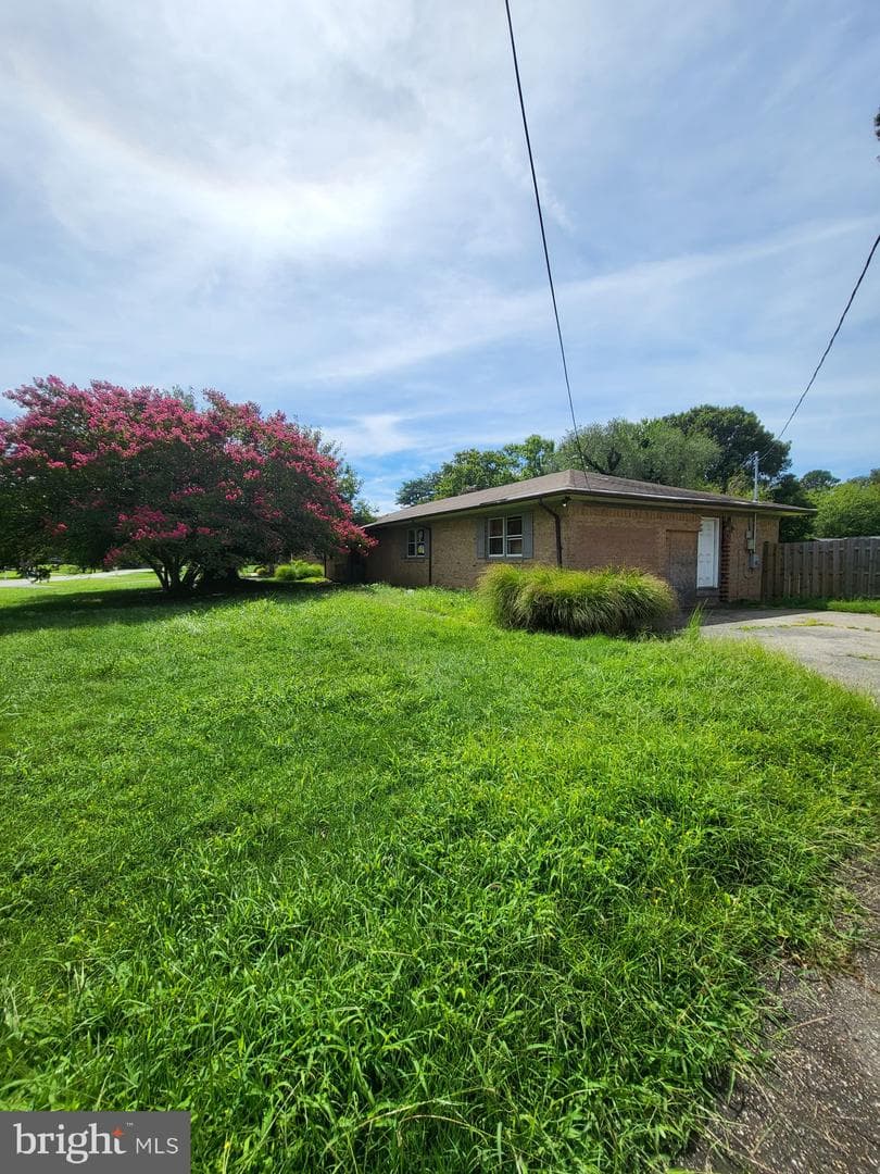 9705 Indian Princess Drive photo 2