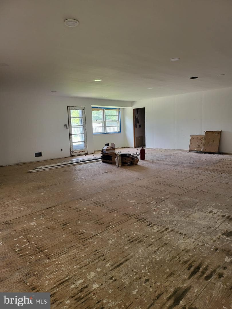 9705 Indian Princess Drive photo 7