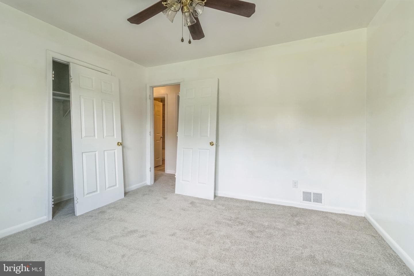8704 Timothy Road photo 20