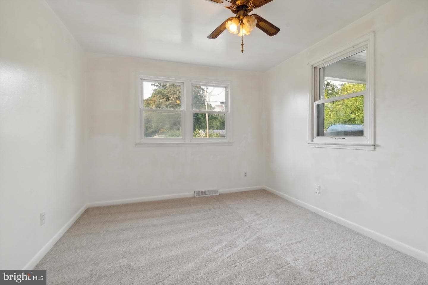 8704 Timothy Road photo 8