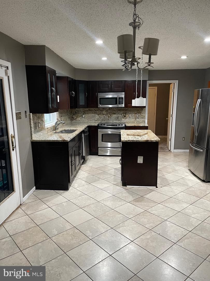 8405 Hardwick Court photo 28
