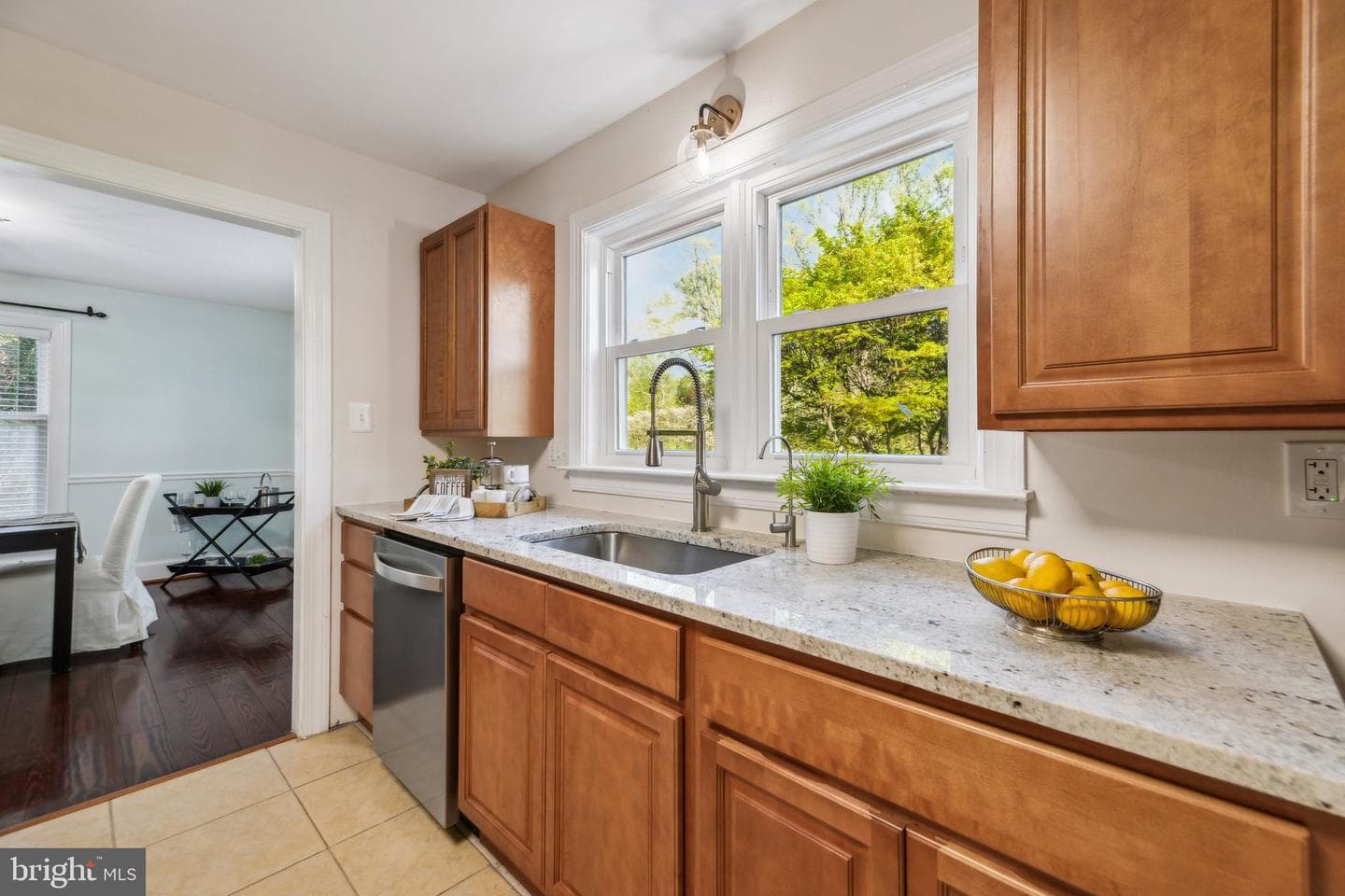 16812 Queen Anne Road photo 12