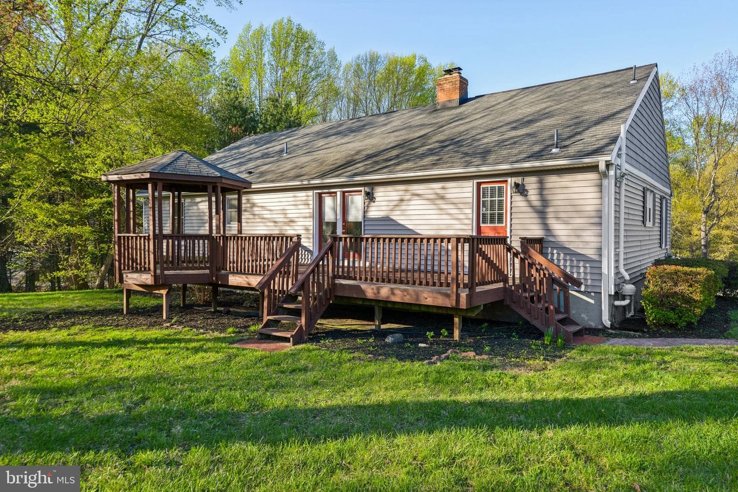 16812 Queen Anne Road photo 34