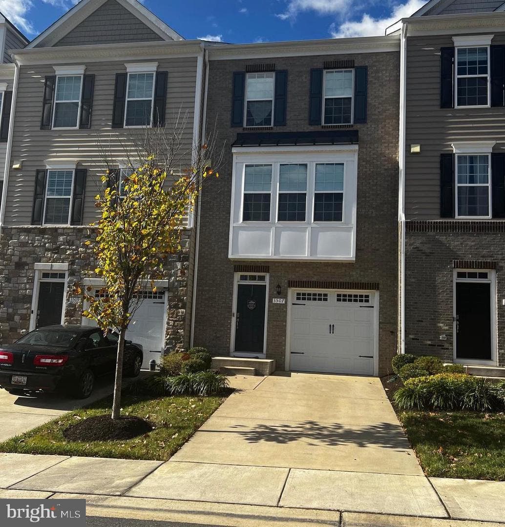 3507 Gentle Breeze Drive photo 1