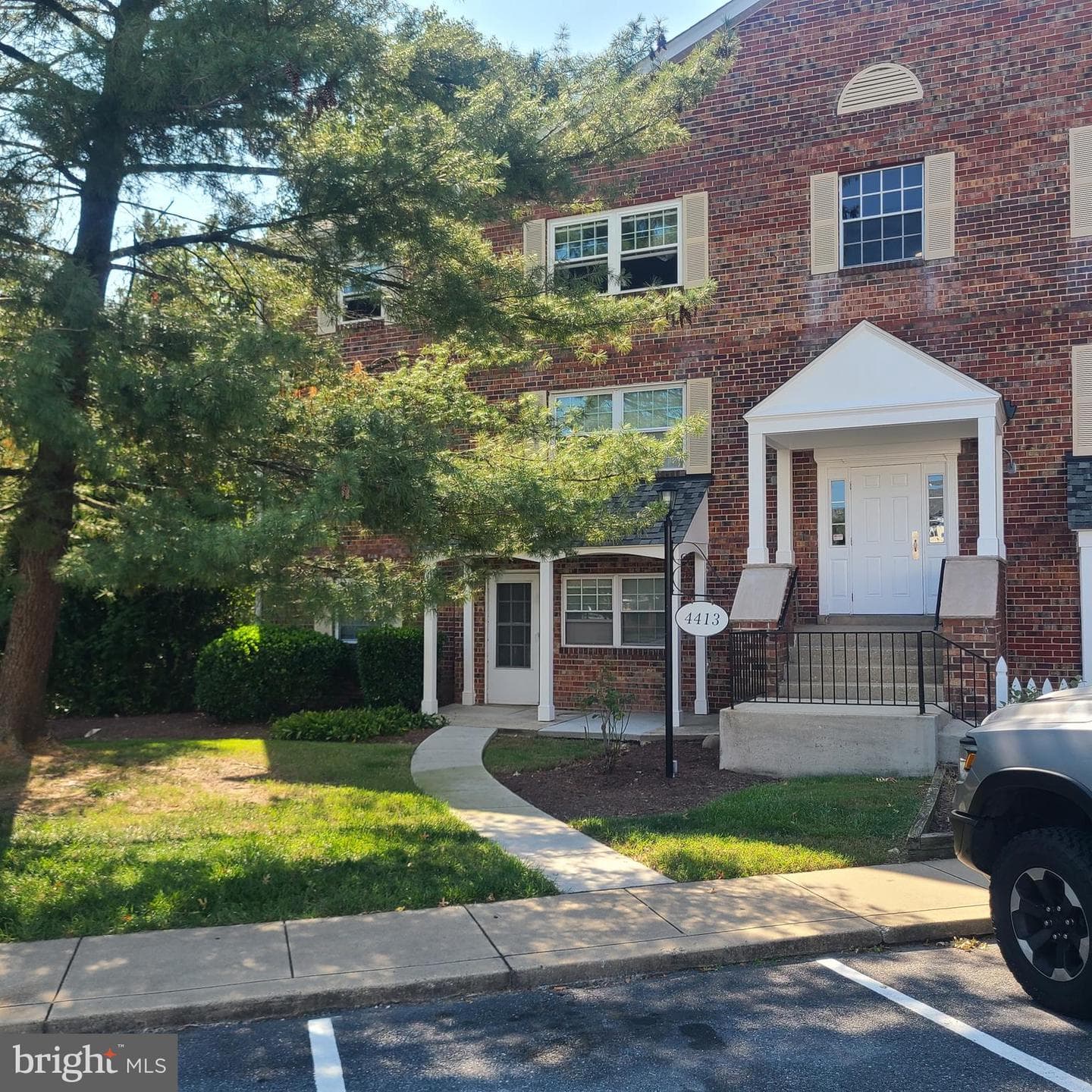 4413 Romlon Street #201 photo 25
