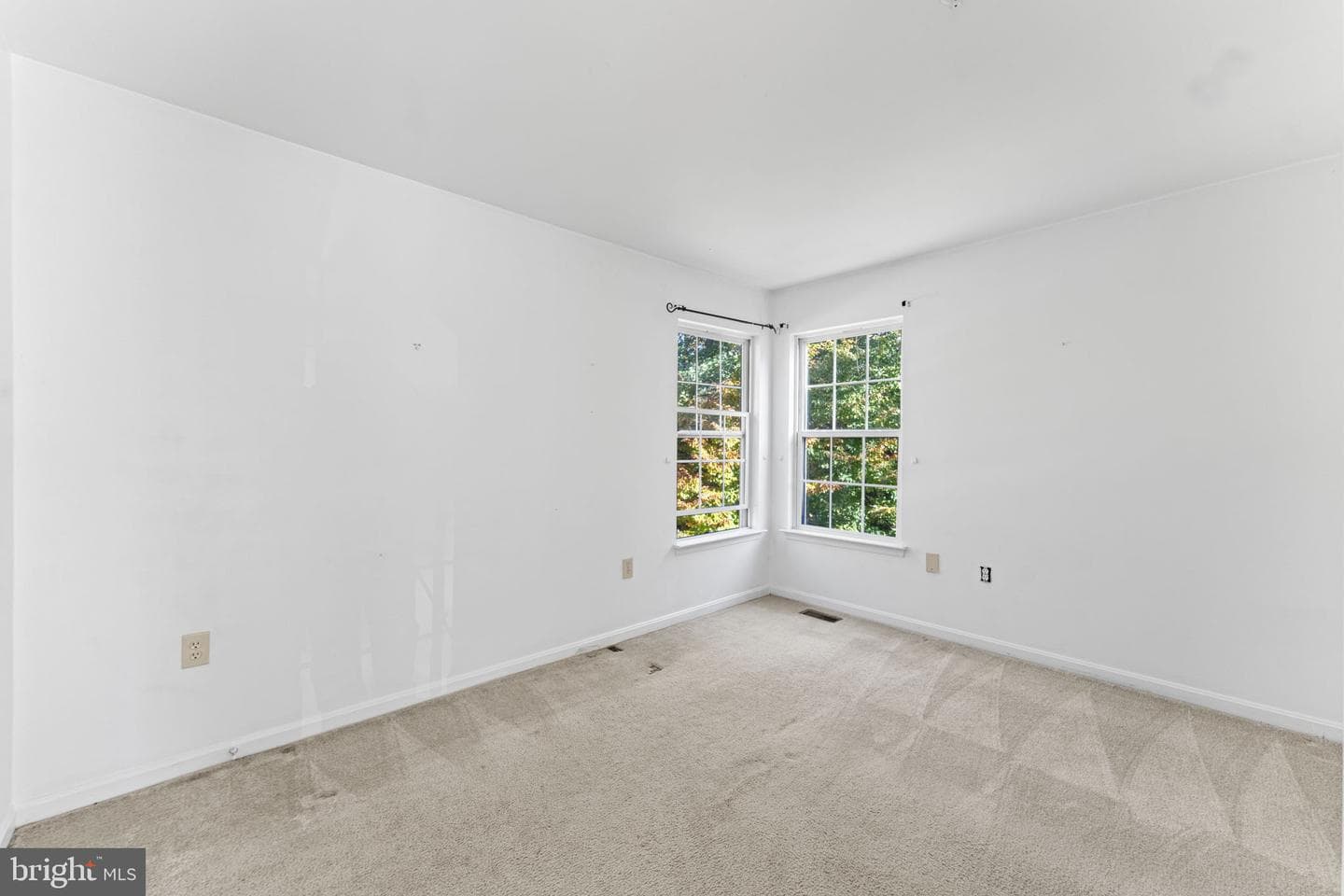 8800 Gladeside Drive photo 21