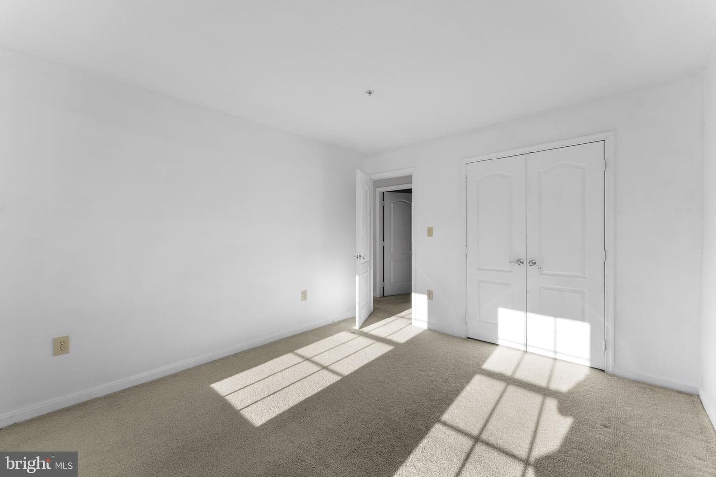 8800 Gladeside Drive photo 35
