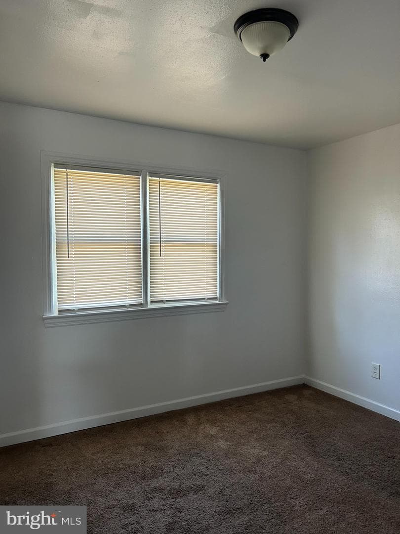 2507 Colebrooke Drive photo 6